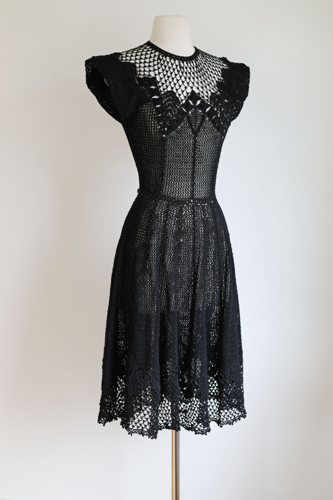 Vintage Crochet Dress - Rare Jet Black Hand-Made Irish-Style Crochet Knit w Spiderweb Motif Size XS to S