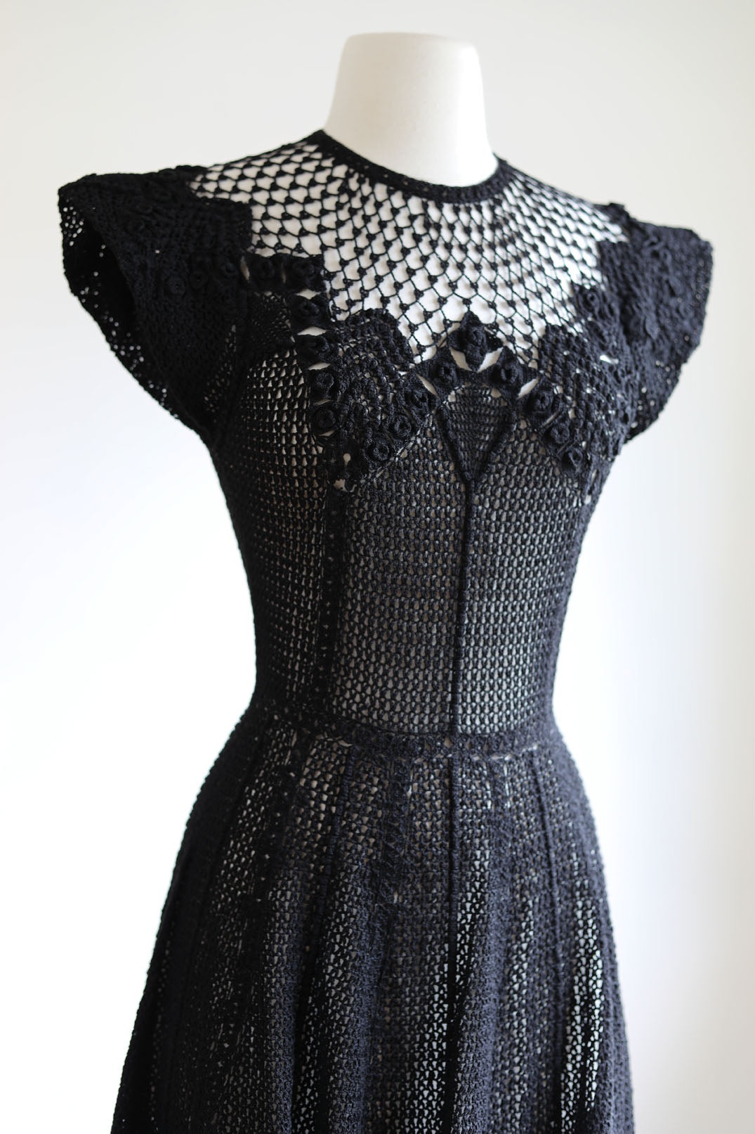 Vintage Crochet Dress - Rare Jet Black Hand-Made Irish-Style Crochet Knit w Spiderweb Motif Size XS to S