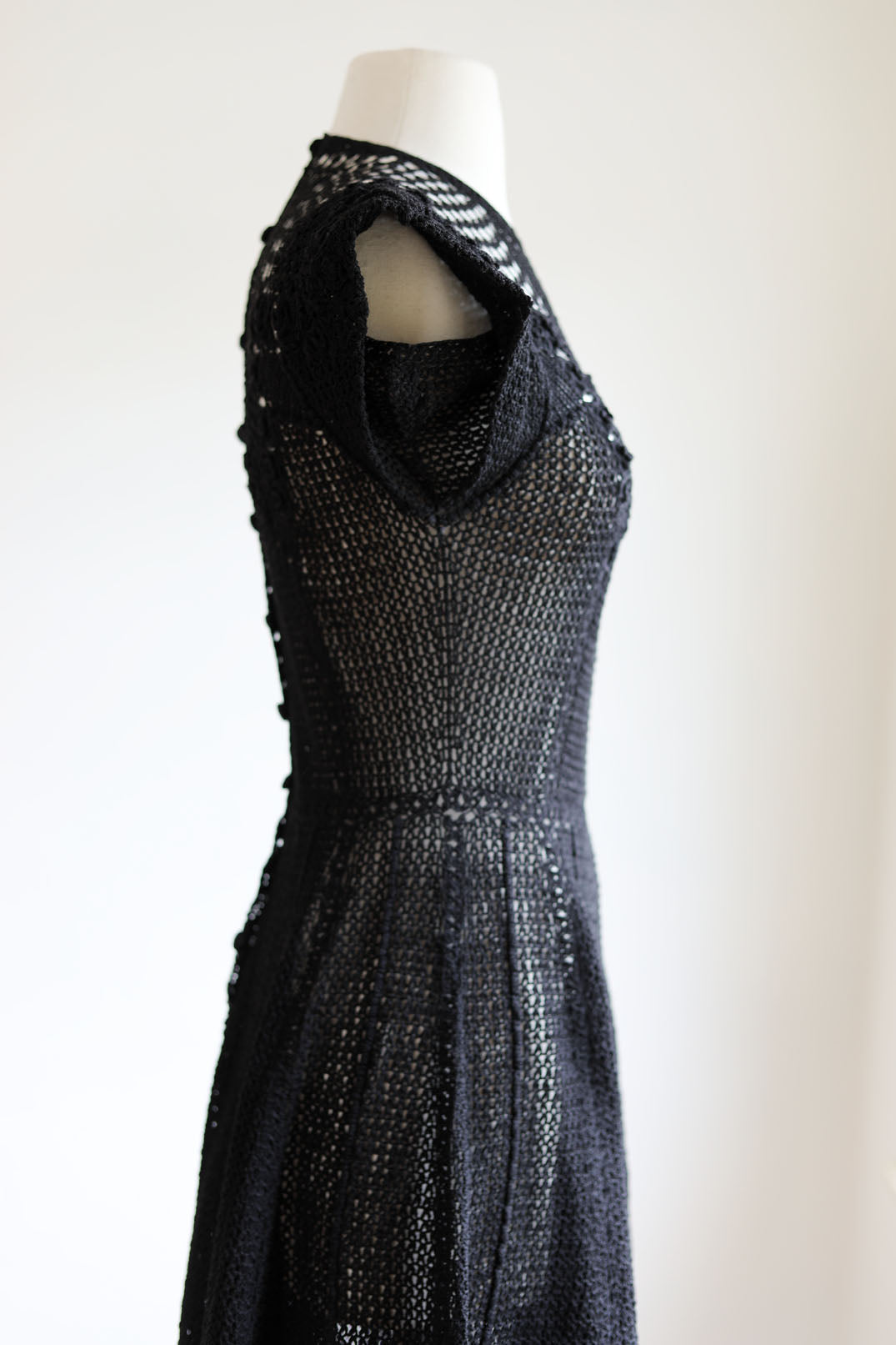 Vintage Crochet Dress - Rare Jet Black Hand-Made Irish-Style Crochet Knit w Spiderweb Motif Size XS to S