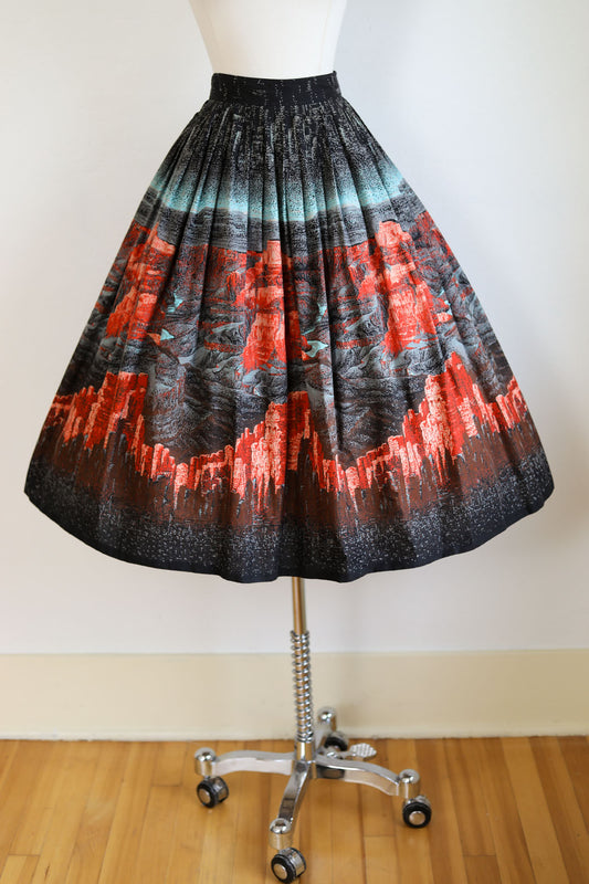 Vintage 1950s Novelty Skirt - Millworth Grand Canyon at Night Scenic Cotton Full Panel Skirt Size S to M