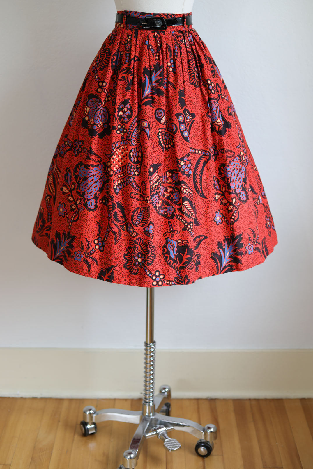 Vintage 1950s Novelty Skirt - Fierce Red Black Blue Yellow Batik Style Cotton Bird Print Size M to L
