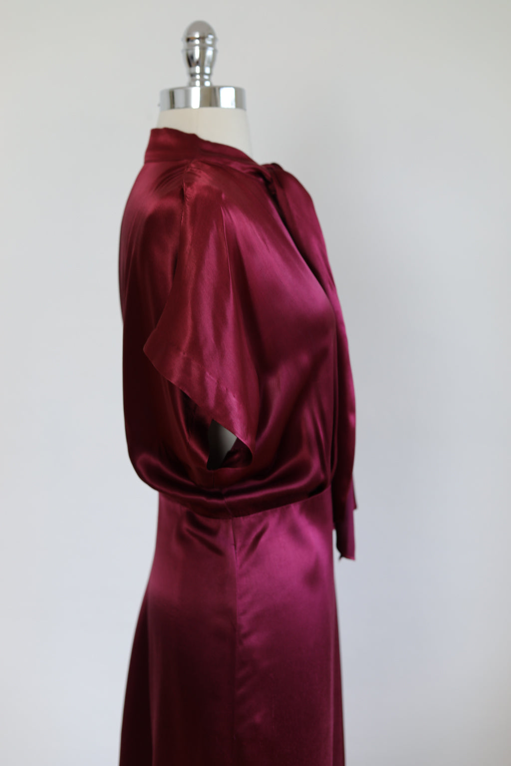 Vintage 1940s GLOSSY Satin Dress - Beautifully Shiny Claret-Colored Cocktail Stunner w Neck Sashes Size L - XL