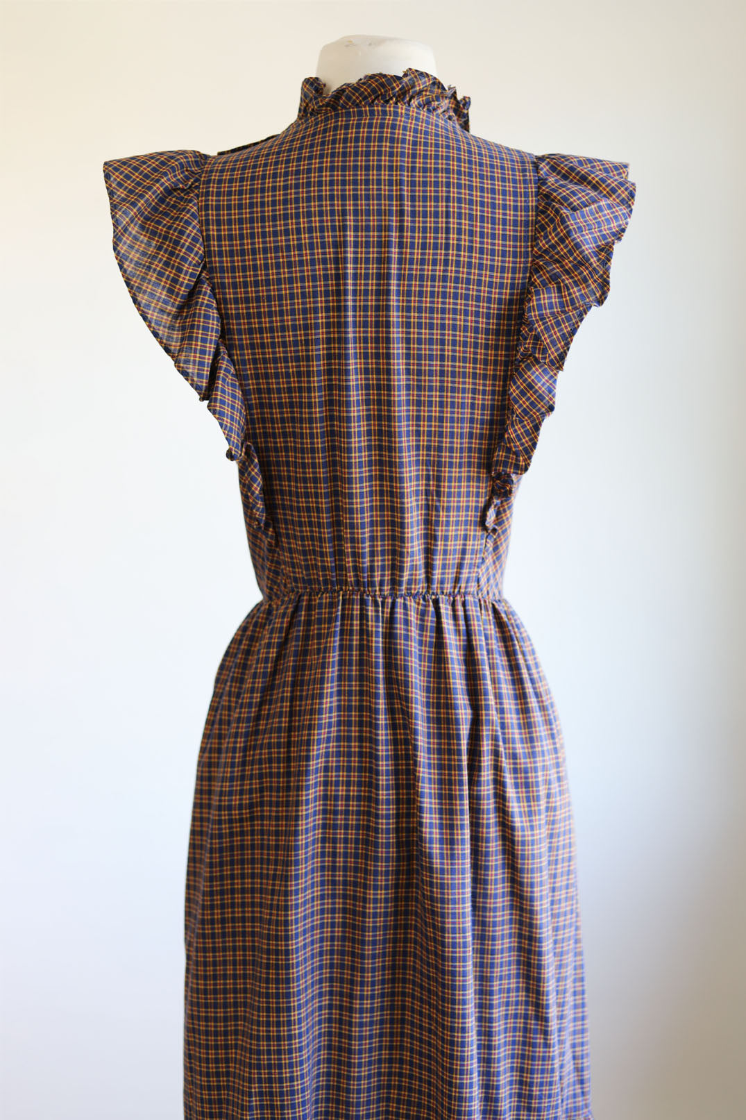 Vintage 1970s Dress - Dreamy Soft Cotton Blend "You Babes" Sundress Asymmetrical Plaid Size M