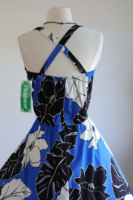 Vintage 1950s Swirl Wrap Dress - Adorable Blue Gingham Plaid w Embroidered Pink Roses Size M to L