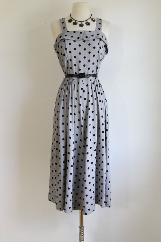 Vintage 1940s Jumper Dress - Neutral Grey w Black Polka Dots Swingy Rayon Pinafore Sundress Size M to L