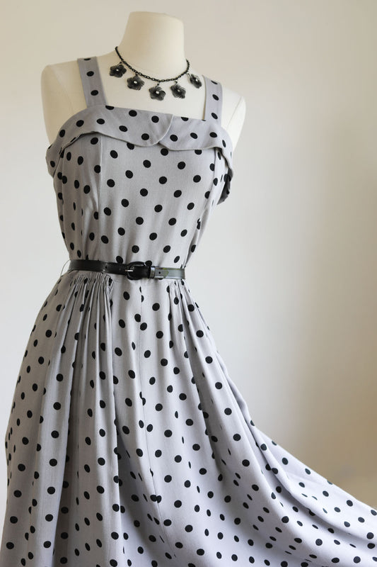Vintage 1940s Jumper Dress - Neutral Grey w Black Polka Dots Swingy Rayon Pinafore Sundress Size M to L