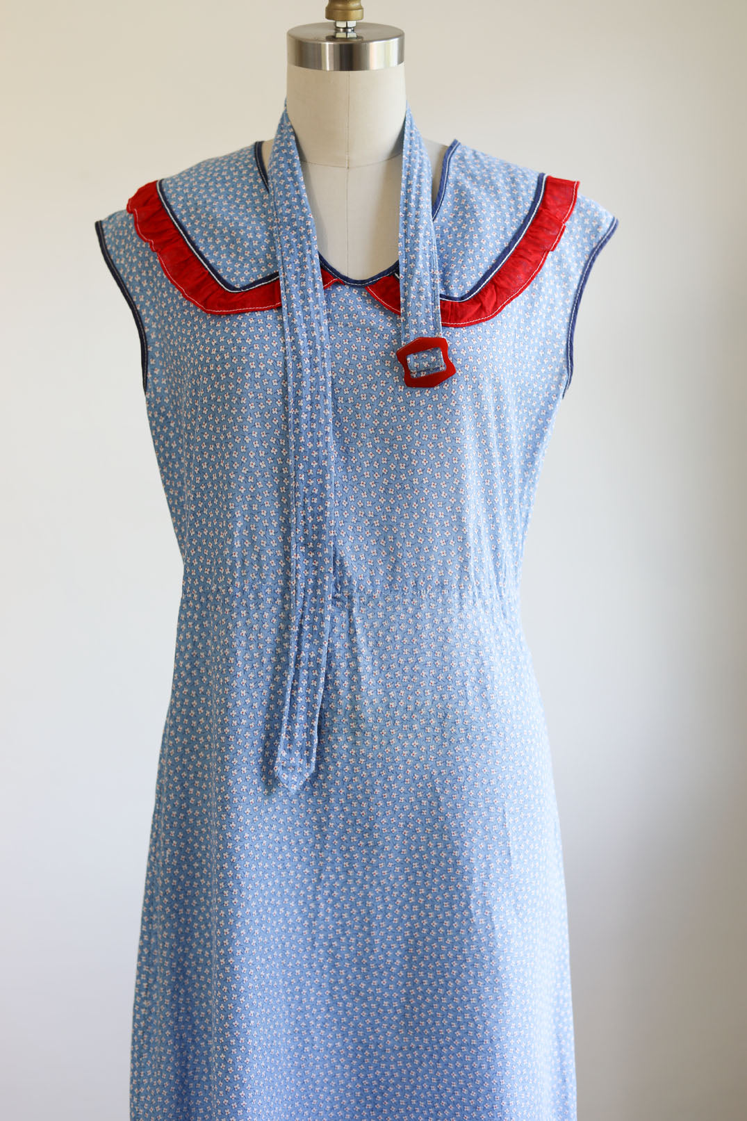 Vintage 1930s Feed Sack Dress - Soft Pastel Blue Calico Gauzy Cotton + Jumblelaya Vintage Vintage 1930s Feed Sack Dress - Soft Pastel Blue Calico Gauzy Cotton + Jumblelaya Vintage