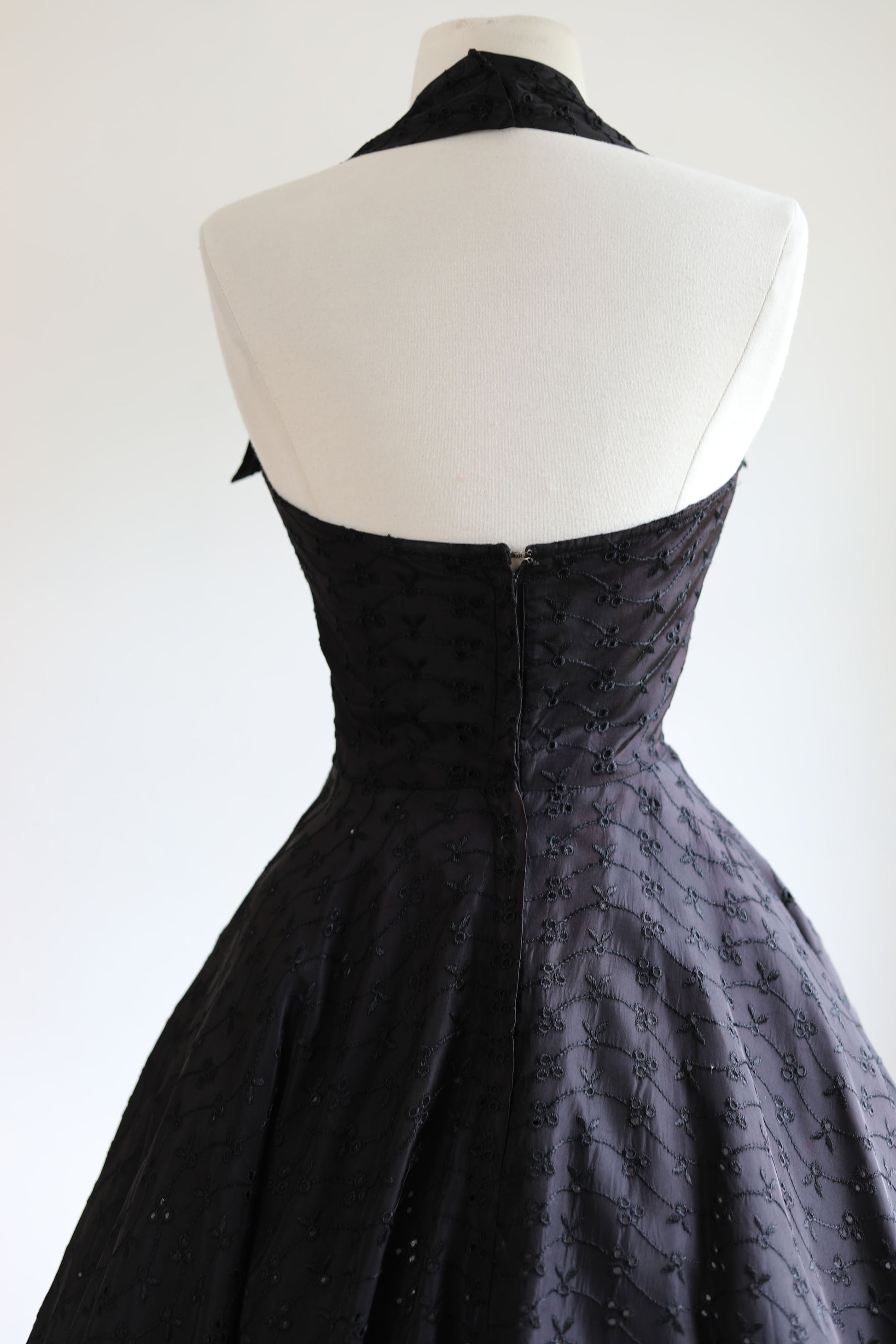 strapless open back dress Vintage 1950s Dress