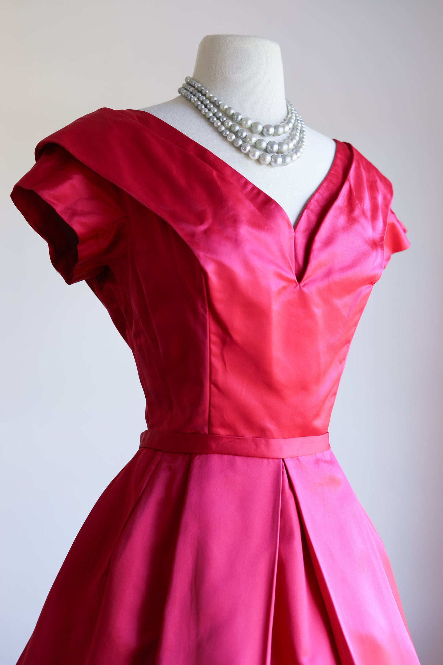 Vintage 1960s Dress - Stunning Bright Fuchsia Satin Designer Princess Party Dress Size S to M