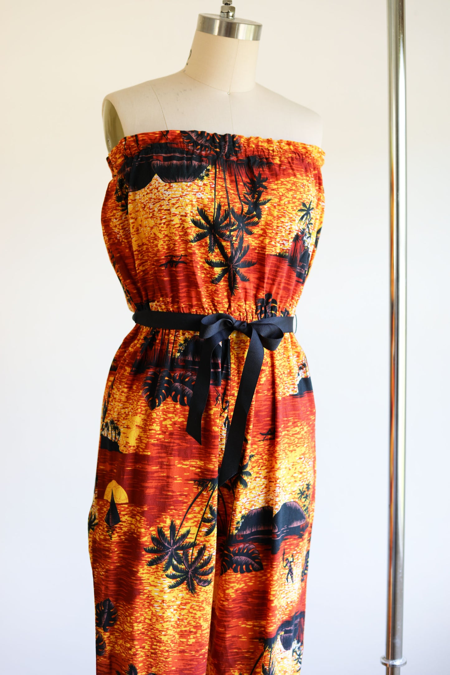 Vintage 1970s Jumpsuit - Hawaiian Novelty Print Spear Fishers Sunset Cotton Cigarette Pants Romper Size XS to M