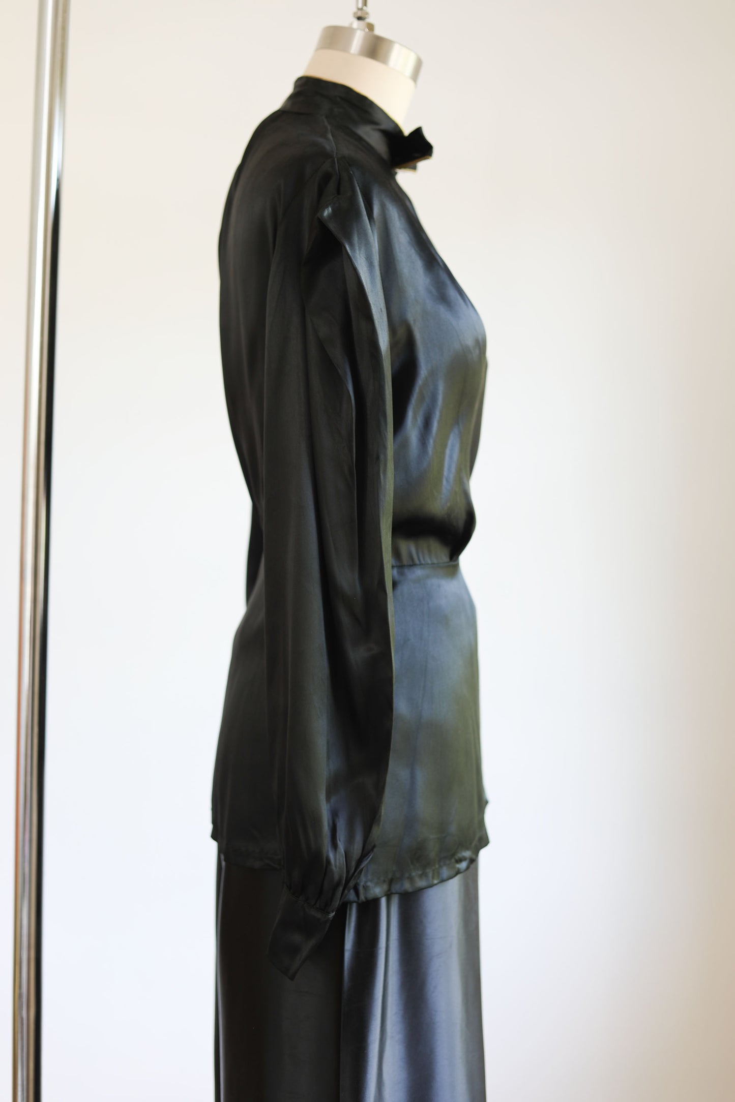 Vintage 1930s to 1940s Wide Leg Pajama Set - NOS! Glossy Black Satin w Gold Bowtie Jacket Palazzo Pants Size M to L