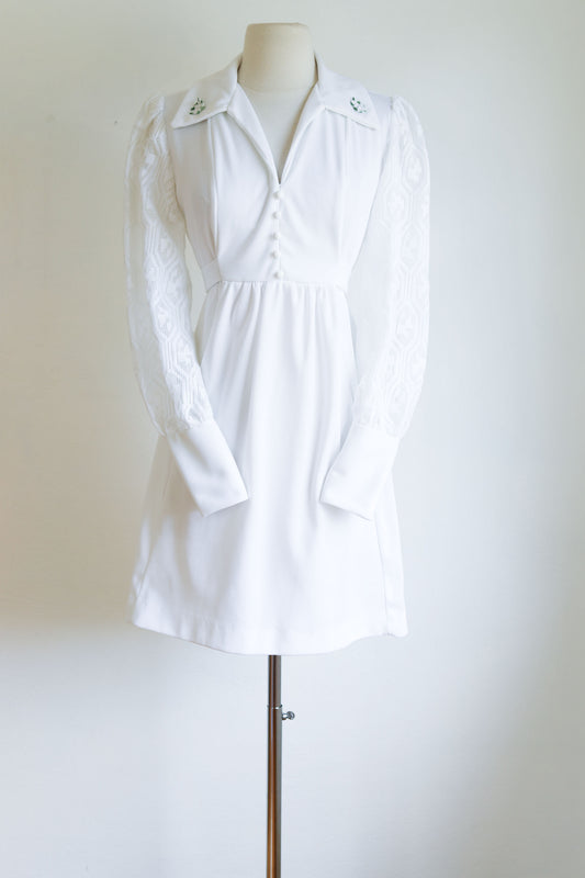 Vintage 1970s Dress - Striking Puff Lace Sleeve Angelic White Babydoll Mini Princess Dress Size M to XL