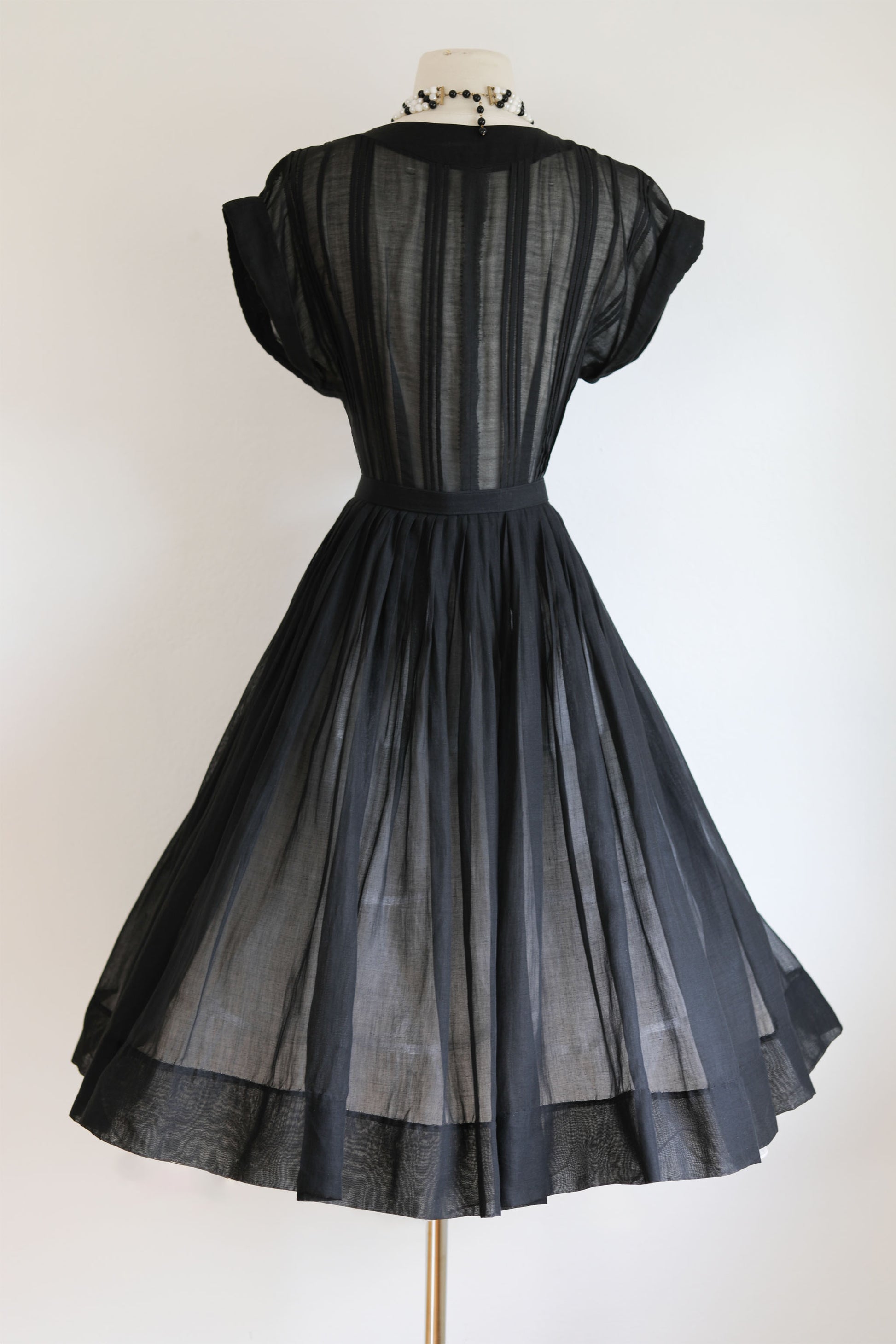 Vintage 1950s Dress Vintage 1950s Dress