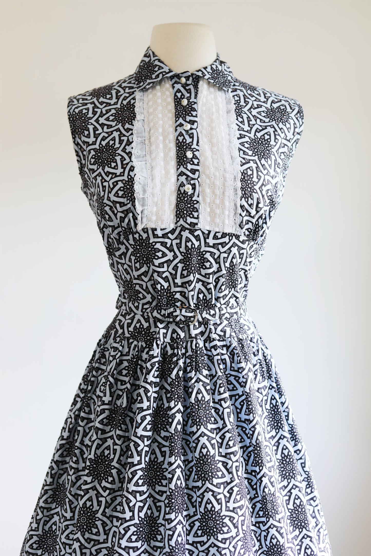 Vintage 1950s Sundress - Blue Black Cotton Eyelet Mandala Print Full Skirt Shirtwaist Dress Size M to L