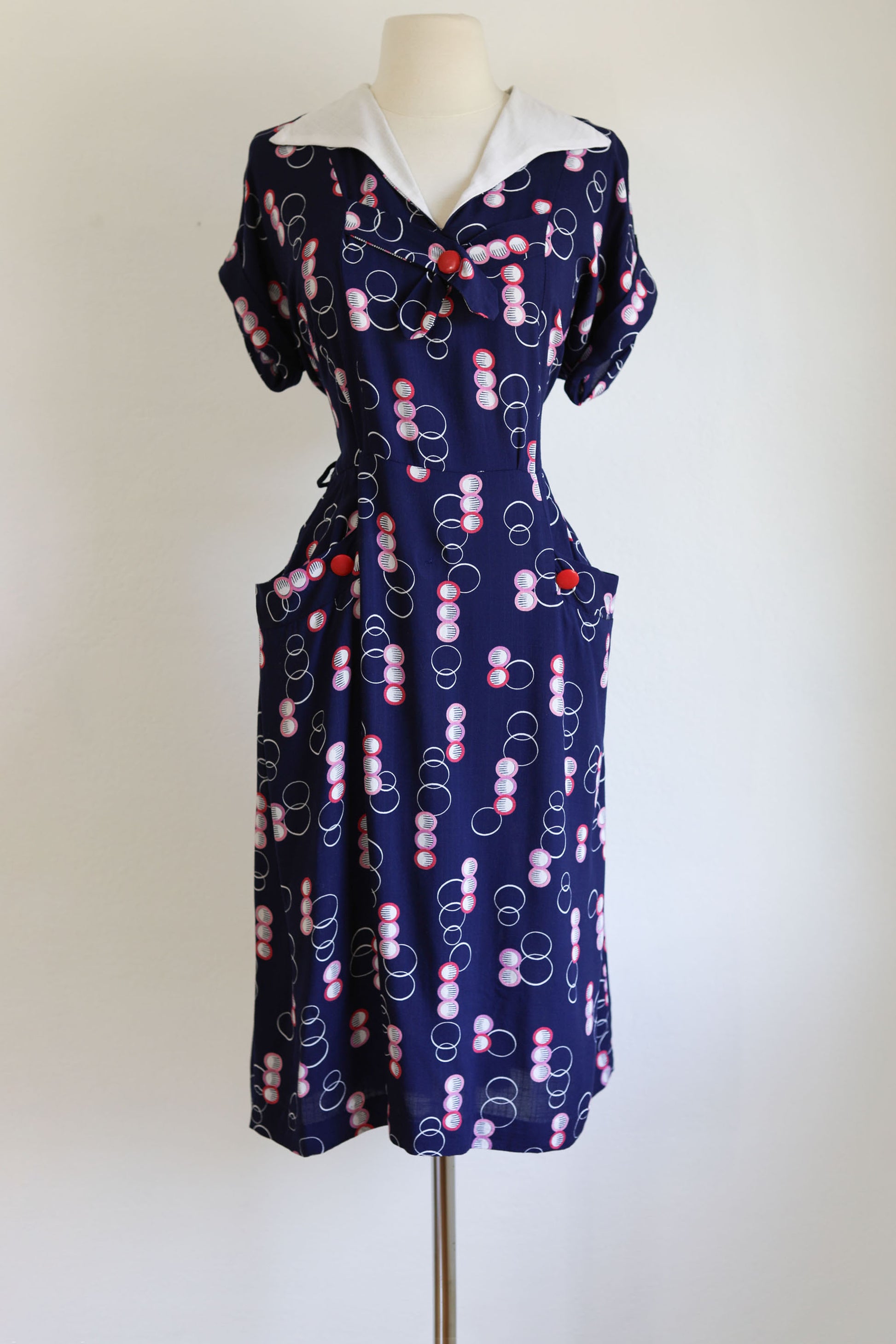 Vintage 1940s Dress Vintage 1940s Dress