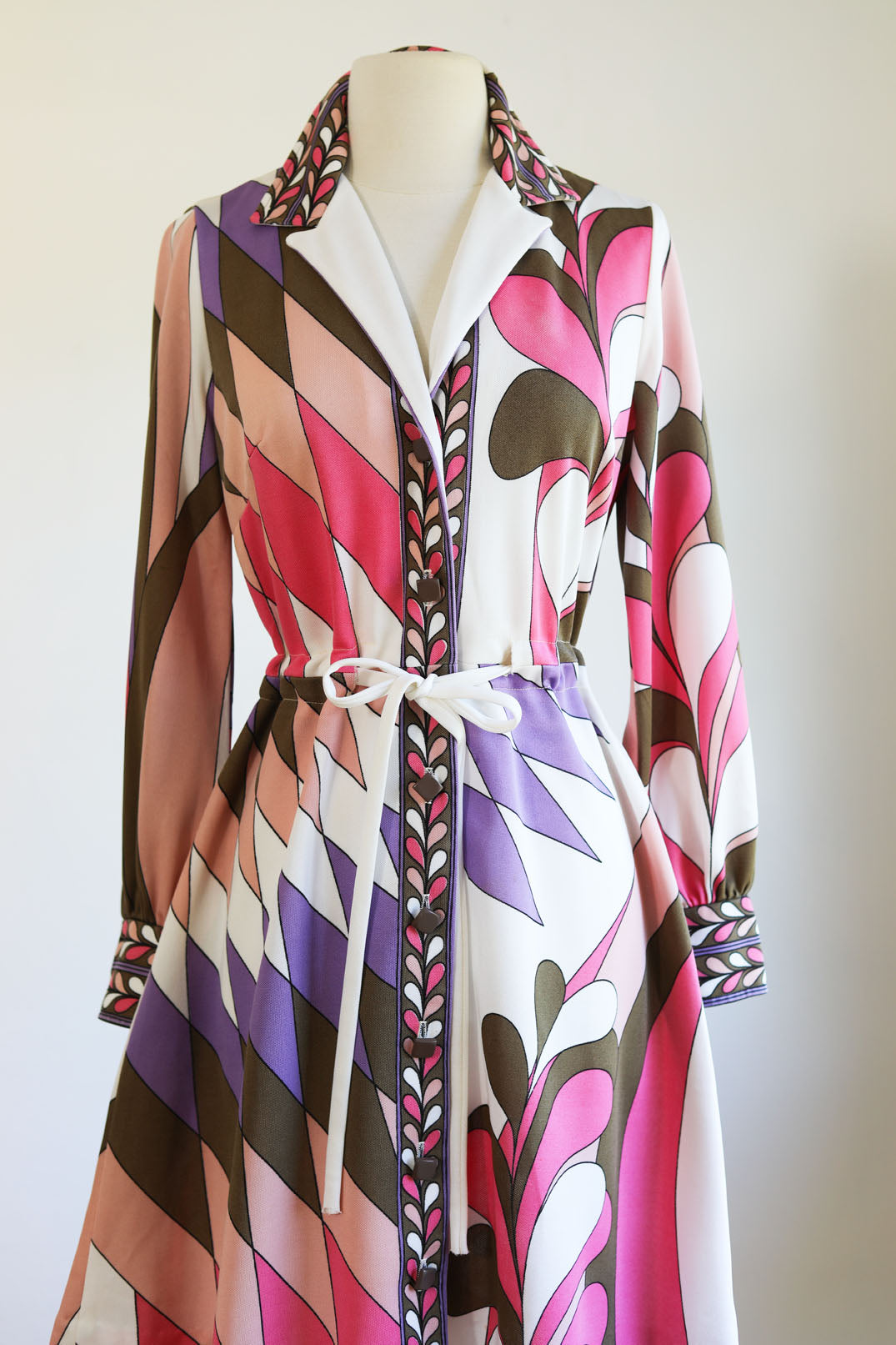 Vintage 1960s Dress - Pucci Style Bernardo Designer Geometric Pastel Jersey Coat Dress Size M to L