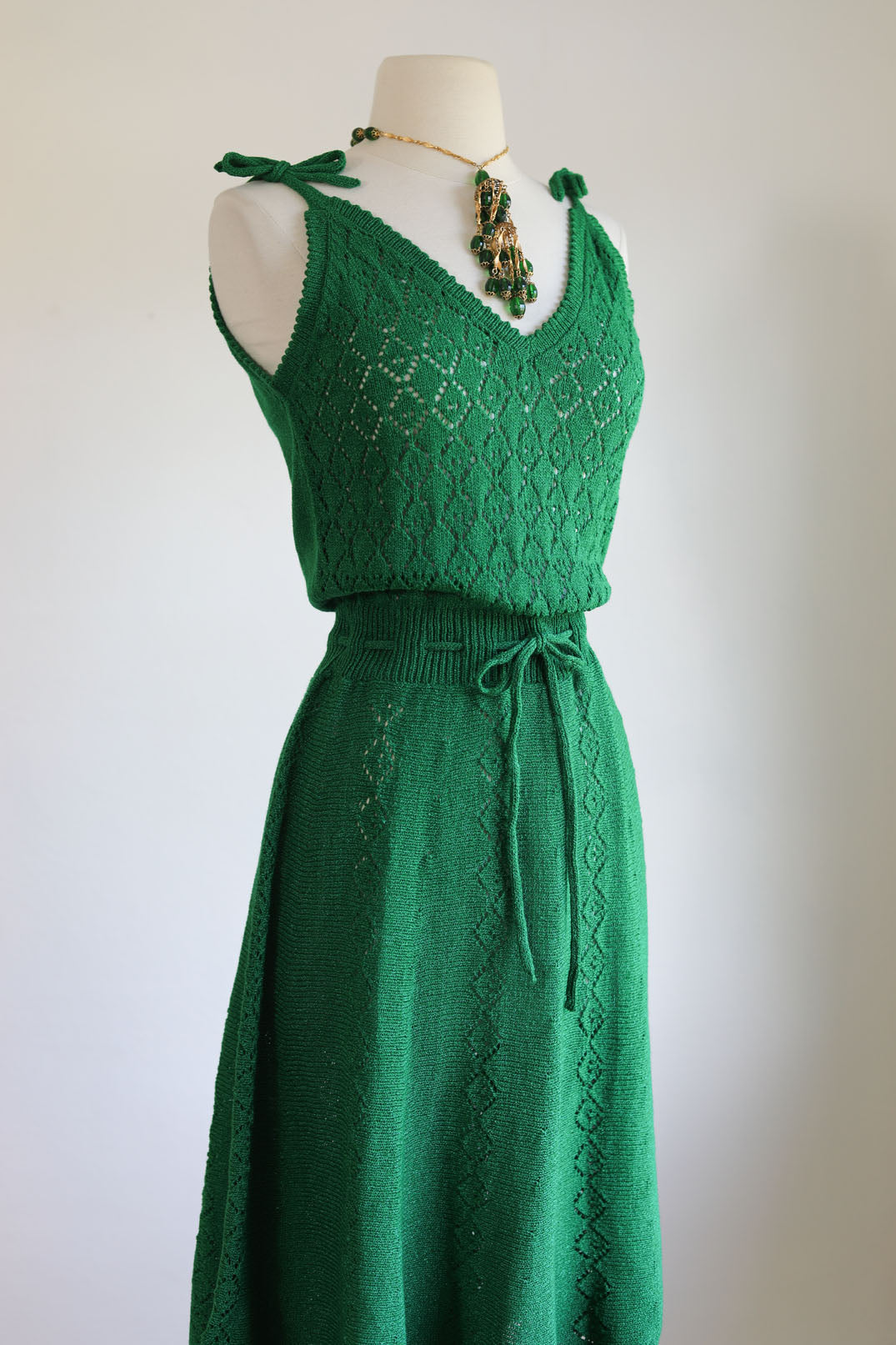 Vintage 1970s does 1940s Knitwear Dress - Emerald Green Pointelle Hand-Knit Sundress Size XS to M