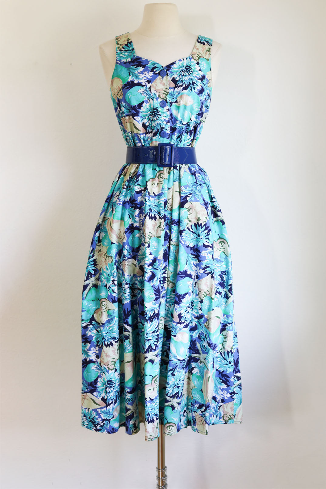 Vintage 1980s Novelty Under the Sea Sundress - Blue Cotton Seashell, Starfish, Peony Cotton Shirtwaist Dress Size XS to S