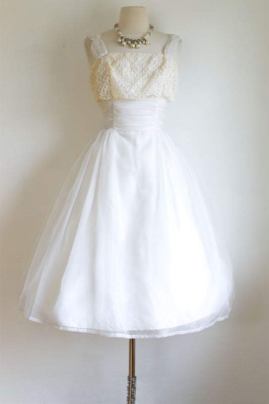 Vintage 1950s Dress - White + Ivory Chiffon + Lace Cupcake Dress Wedding Prom Party Size XS to S