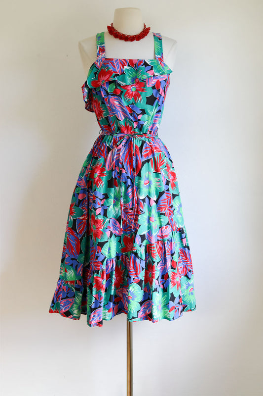 Vintage 1970s to 1980s Sundress - Flirty Dash-About Cotton Black Tropical Floral Print Convertible Halter Dress Size XS - M