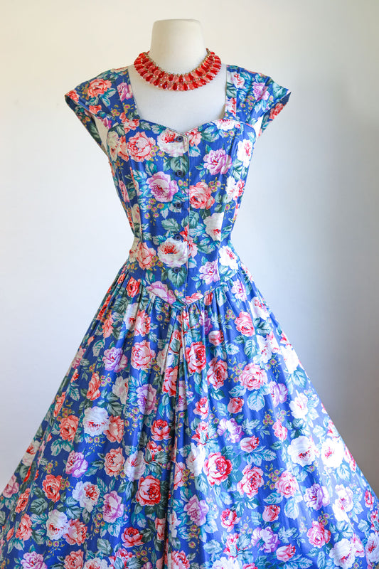 Vintage 1980s Dress - French Blue Pink Red Rose Print Robbie Bee Cotton Princess Belted Sundress Size M to L