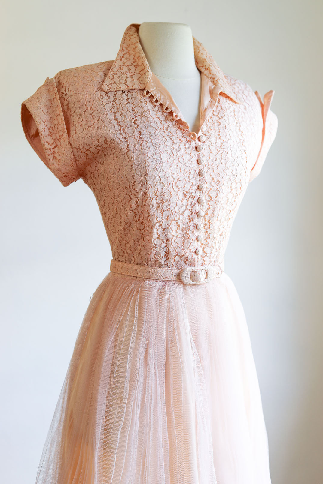 Vintage 1940s to 1950s Dress - Dreamy Ballet Slipper Pink Lace + Tulle Party Dress Size M