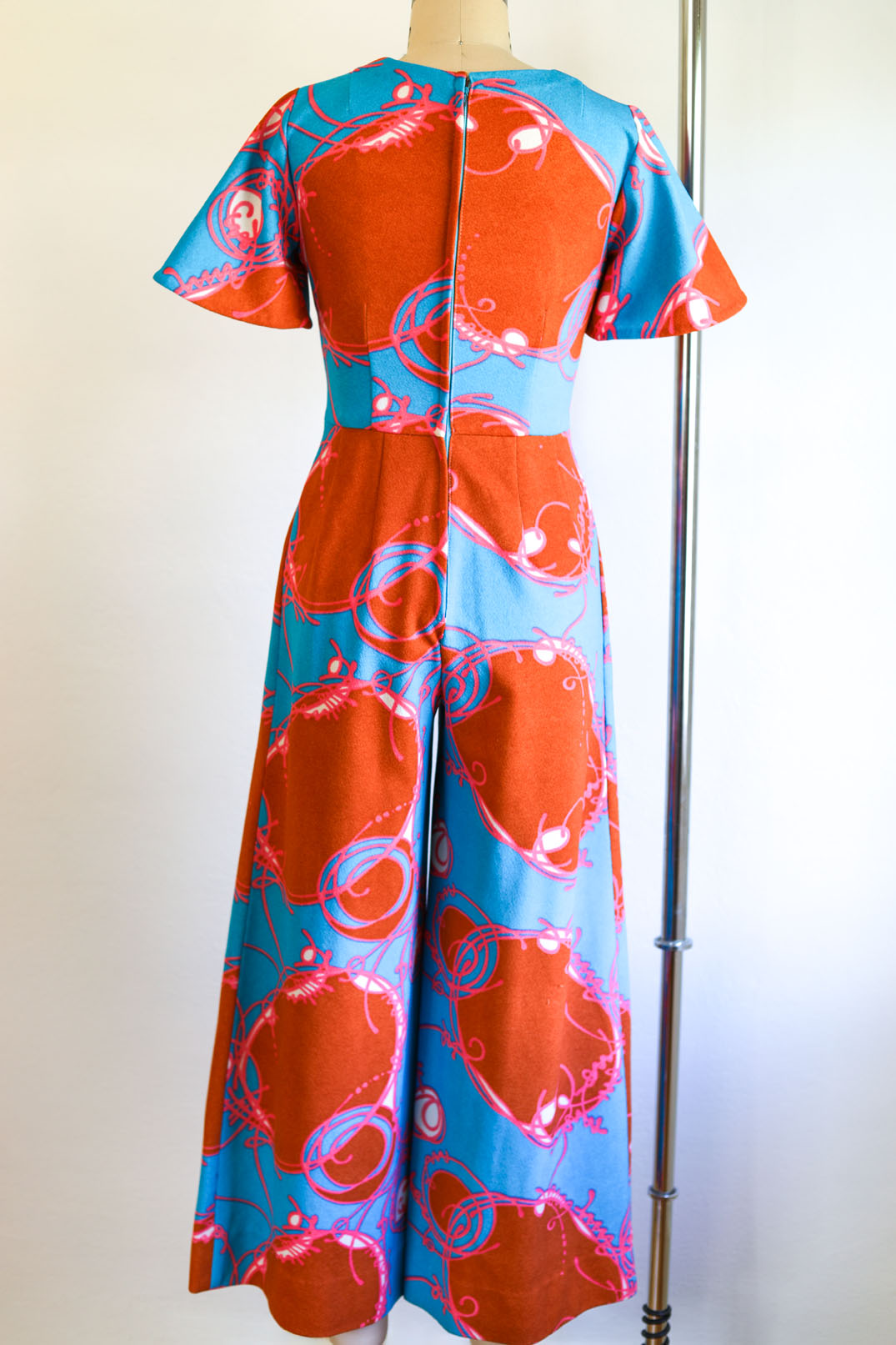 Vintage 1970s Wide Leg Jumpsuit - Wild Blue Pink Tan Psychedelic Jersey Flutter Sleeve Bell Bottom Romper Size S