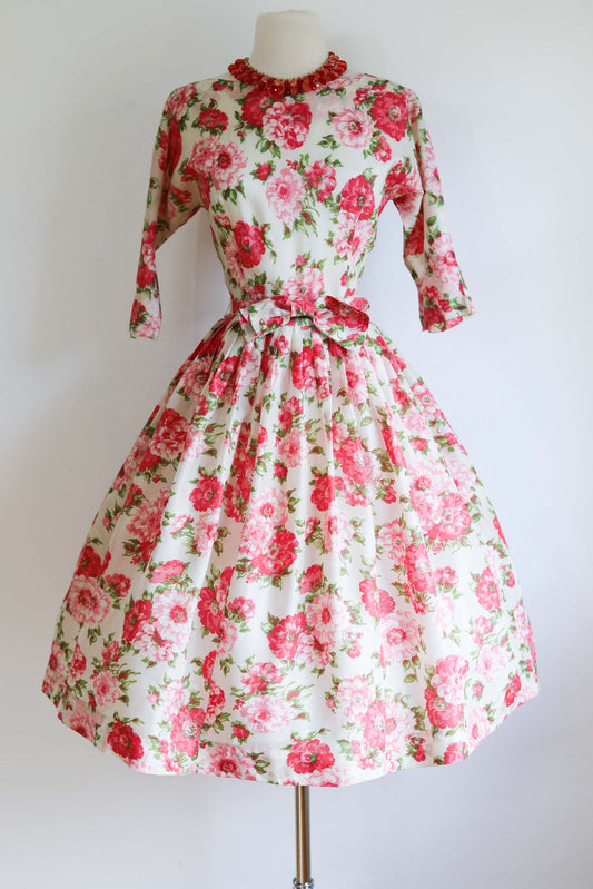 Vintage 1950s Dress - STUNNING Mode O' Day Saturated Pink Rose Print Full Skirt Party Dress w Bow Belt Size S to M