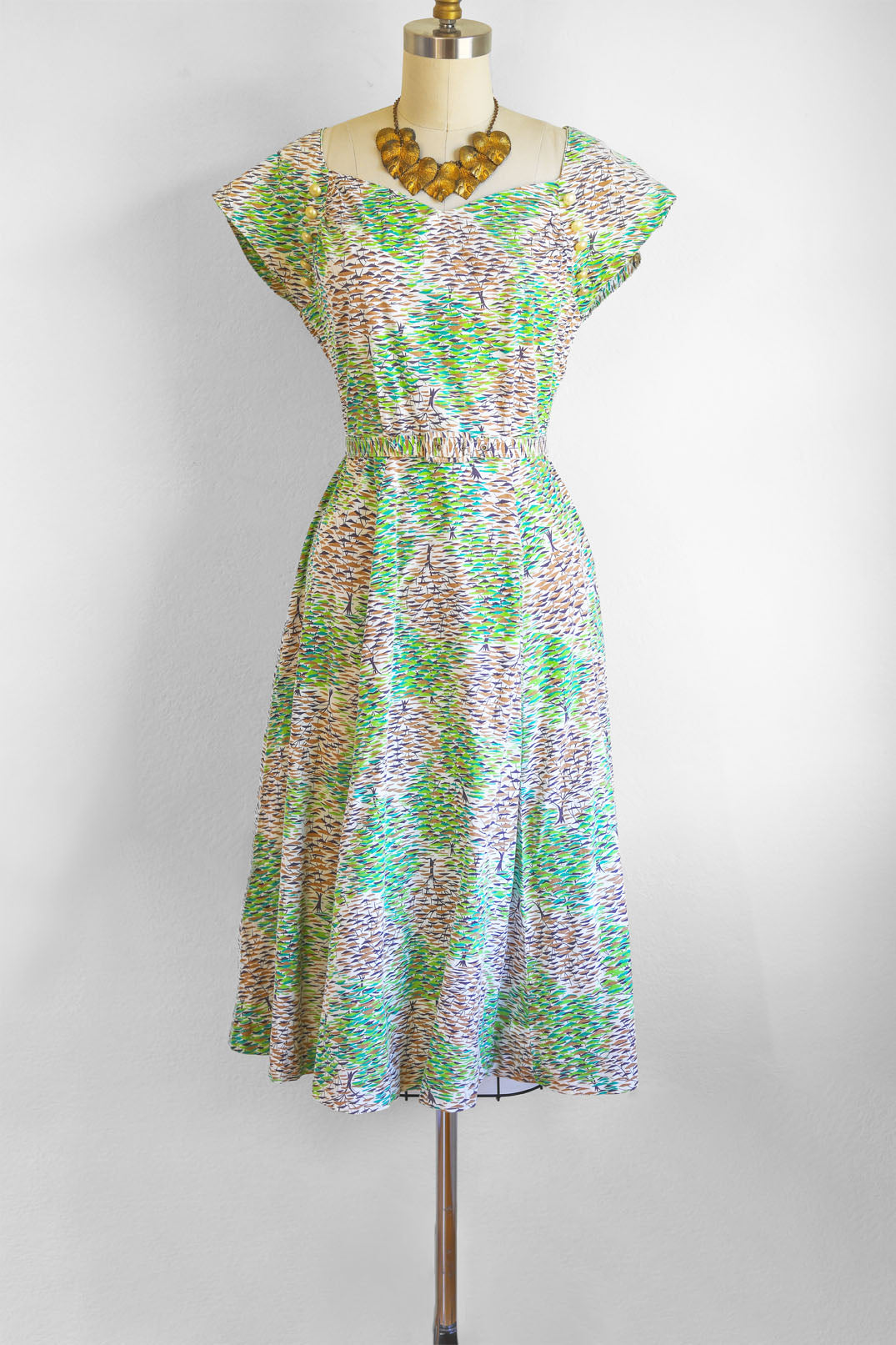 Vintage 1940s to 1950s Dress - Escher Style Novelty Print Summer to Autumn Trees Cotton Sundress Size S