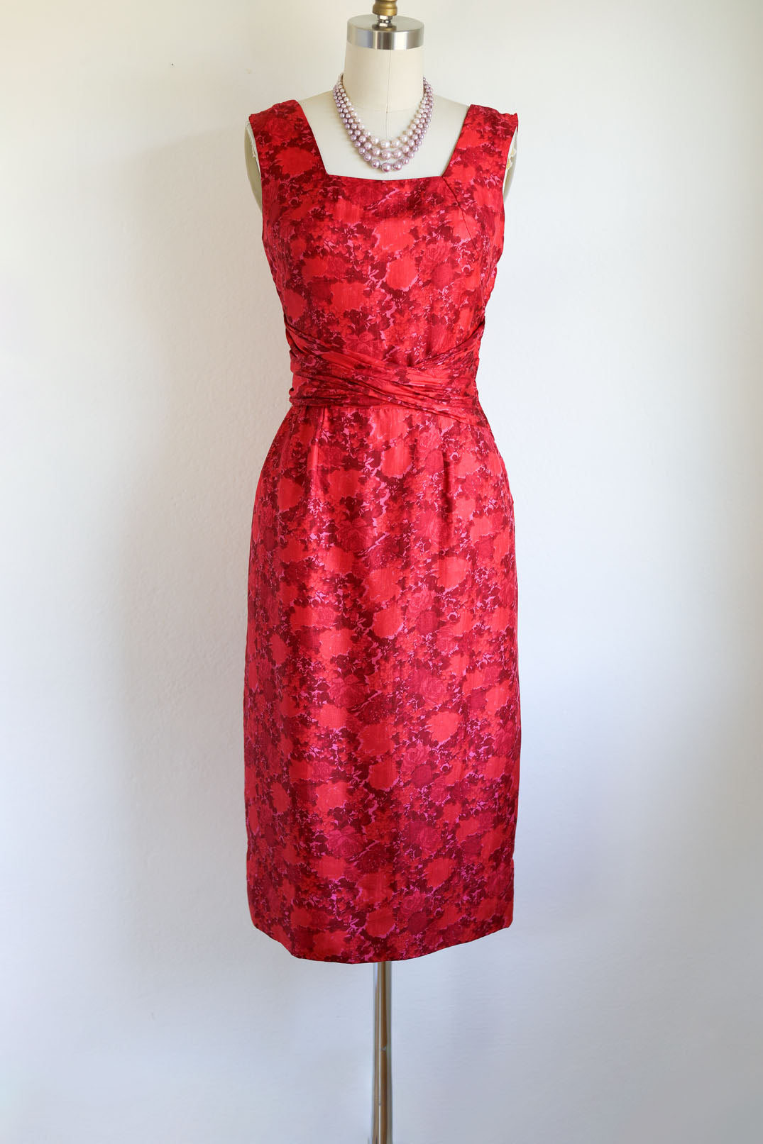 Vintage 1950s Dress - Luxe Scarlet Red Rose Print Silk Cocktail Wiggle Dress w Open Back Size XS to S
