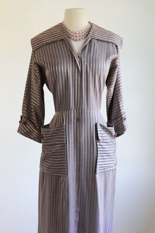 Vintage 1940s to 1950s Dress - Pink Grey Glossy Satin Stripe Rayon Designer Front Metal Zipper Dress Size M