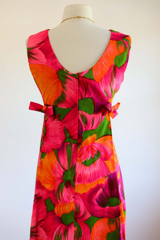 Vintage 1960s Maxi Dress - DAY-GLO HAWAIIAN! Barkcloth Watteau Princess Seam Sundress Size S to M