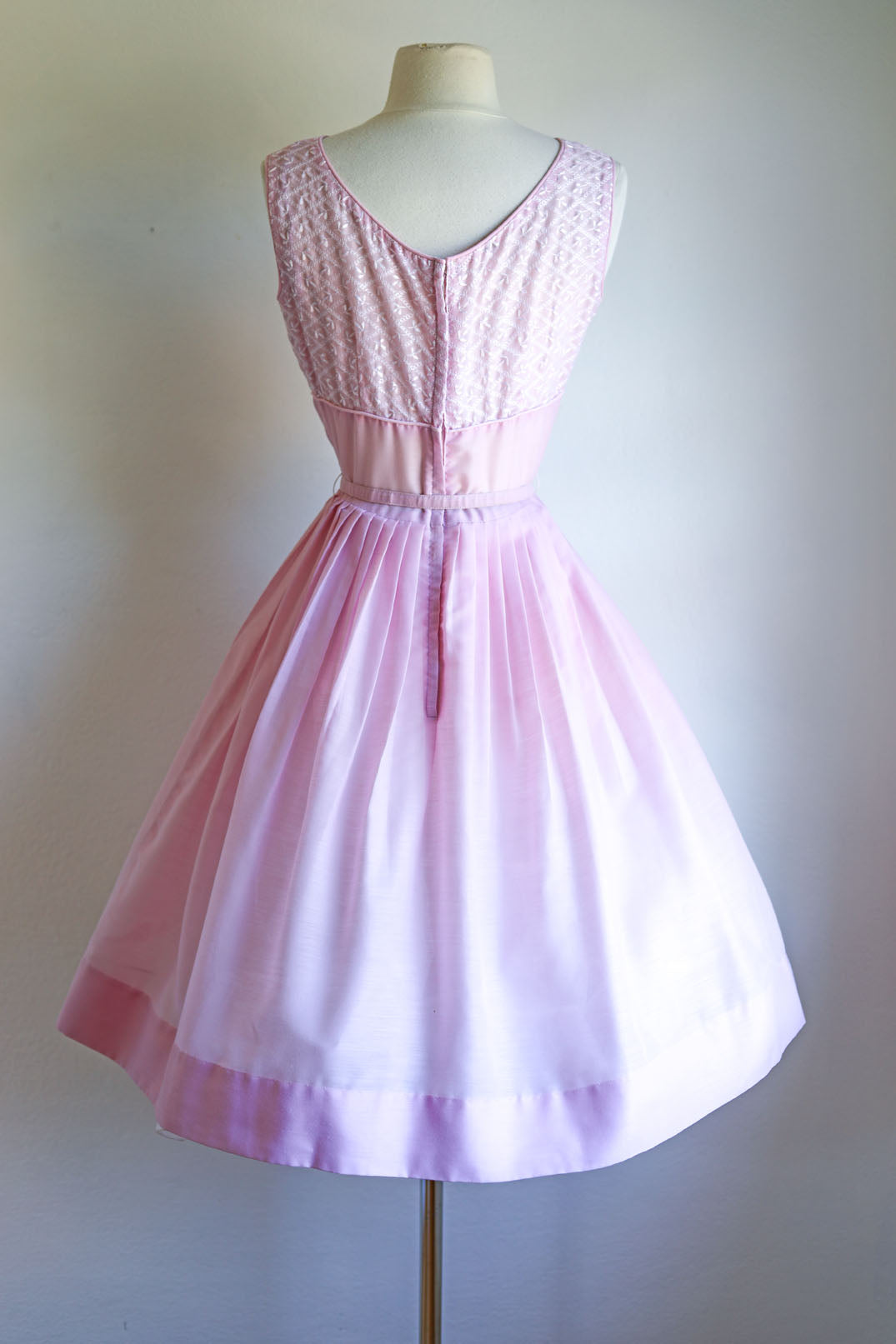 Vintage 1950s to 1960s Dress - Hydrangea Pink Lilac Voile w Heavy Embroidery Belted Dress + Bolero Size S