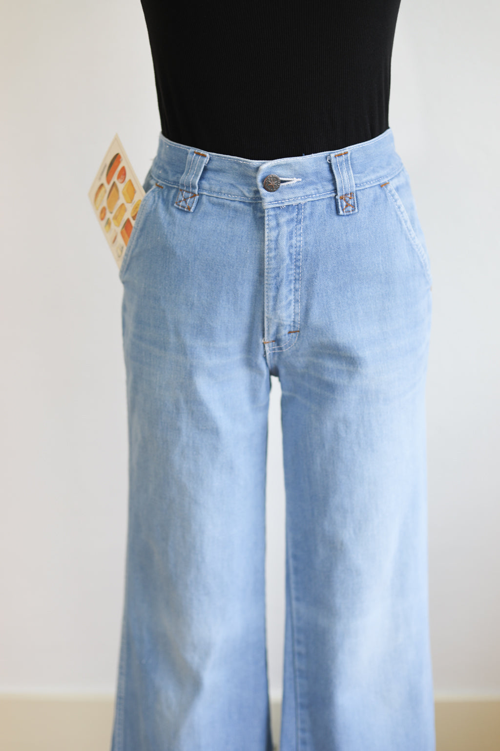 Vintage 1970s Light Wash Denim BRITANNIA Flares Jeans - THE BEST Mega Bell Bottoms W30"
