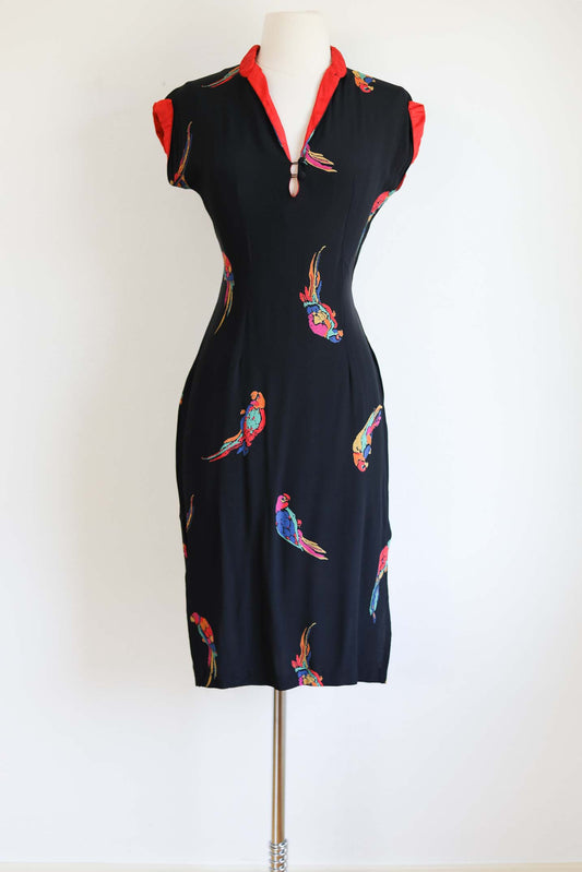 Vintage 1970s Parrot Sundress - EXQUISITE 1940s Inspo Rayon Crepe Novelty Print w Scarlet Accents Size S to M