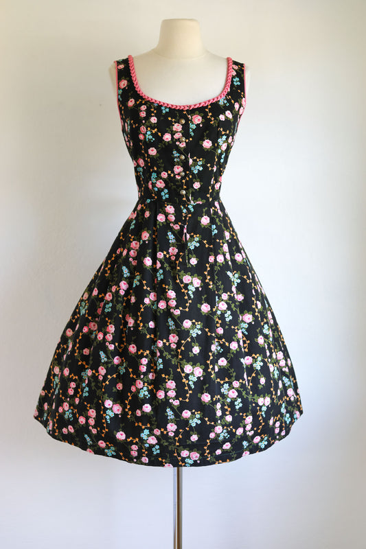 Vintage 1950s Dress - Black Pink Blue Rose Floral Cotton German Oktoberfest Dirndl Folk Sundress Size M