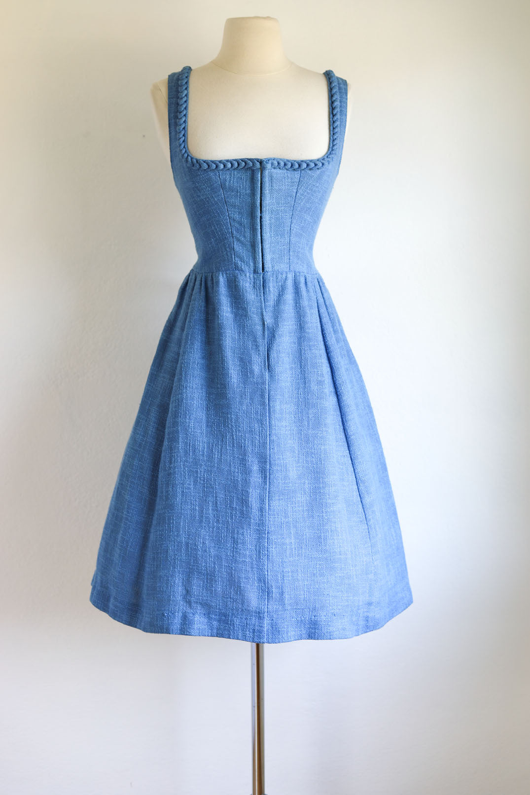 Vintage 1960s Dress - Wedgewood Blue Woven Cotton German Oktoberfest Dirndl Folk Corset Sundress Size S
