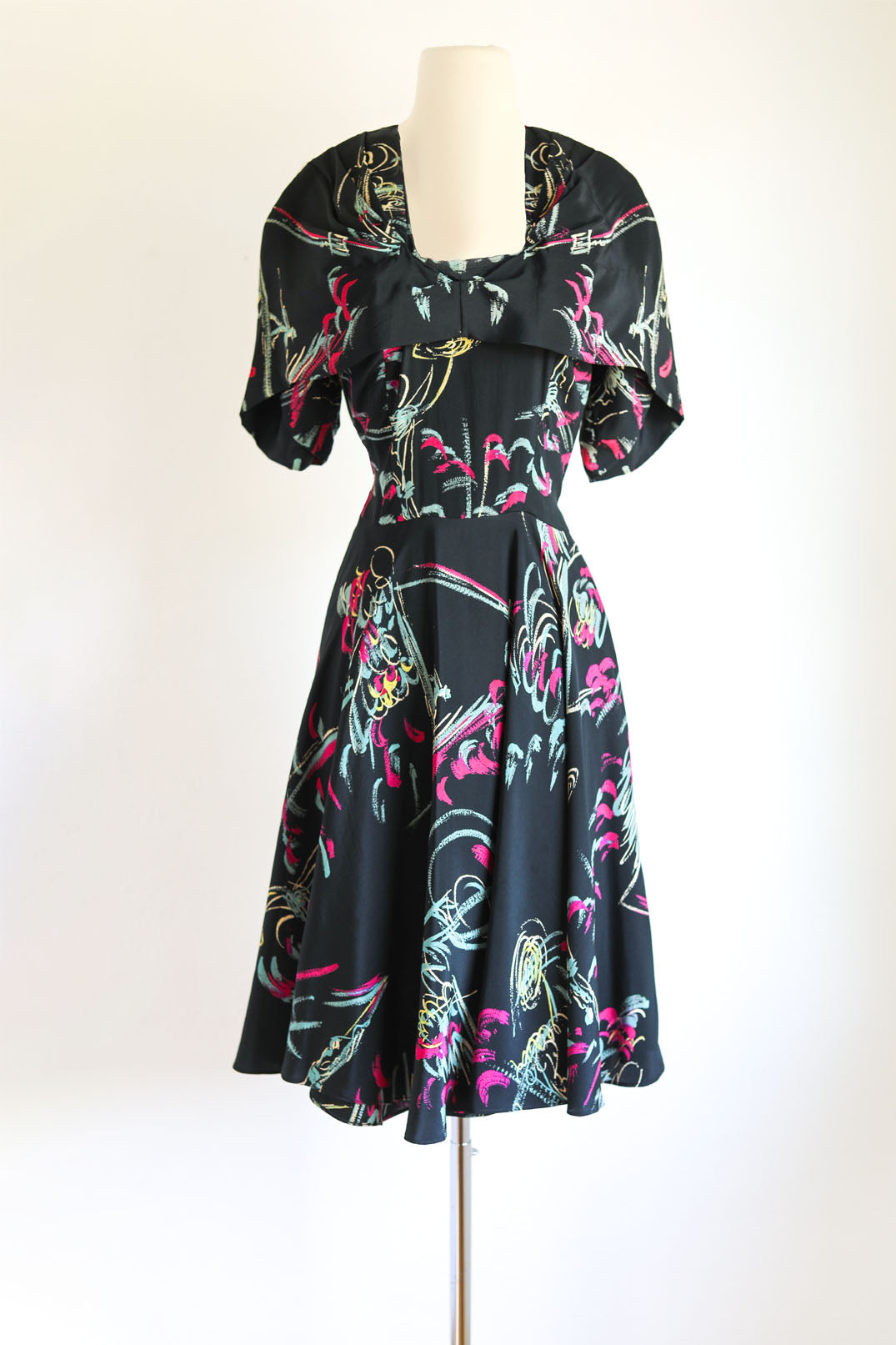 Vintage 1940s Dress - Rare! Surreal Onondaga Silk Novelty Print Tightrope Walker French Streetlamp Size S