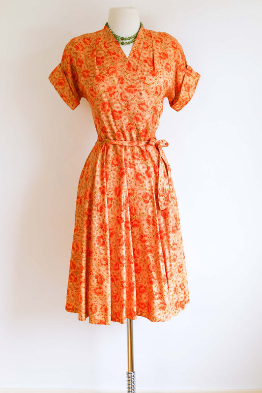 Vintage 1940s to 1950s Dress - BEAUTIFUL Orange Rose Print Silky Big Shoulder Dress Size M