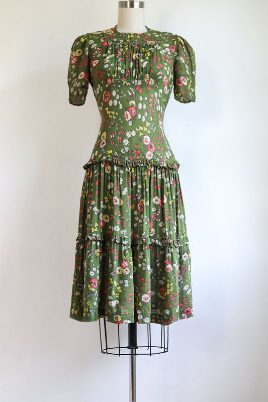 Vintage 1940s Dress - Wartime Era Olive Green w Coral + Butter Floral & Feathers Print Rayon Frock Size S to M
