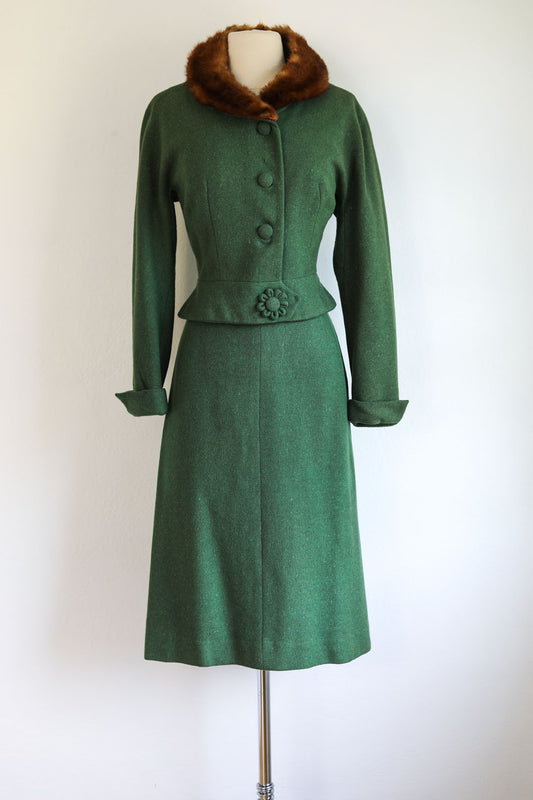 Vintage 1950s Suit - Gorgeous! Pine Green Designer Wool Tweed w Mink Collar Jacket + Skirt Size M