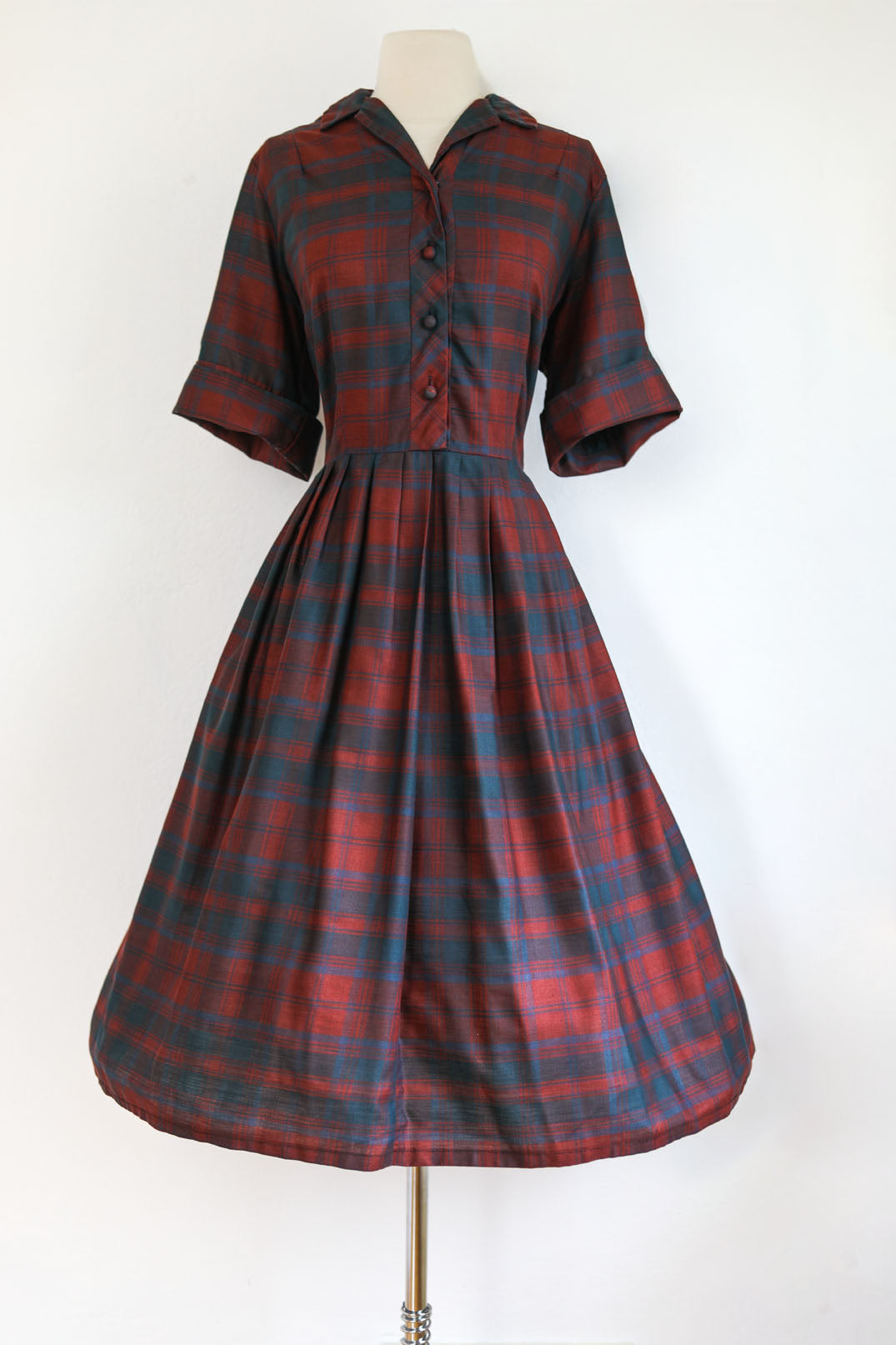 Vintage 1950s to 1960s Dress - Volup! Maroon + Navy Plaid SOFT Cotton Blend Day Dress Size XL