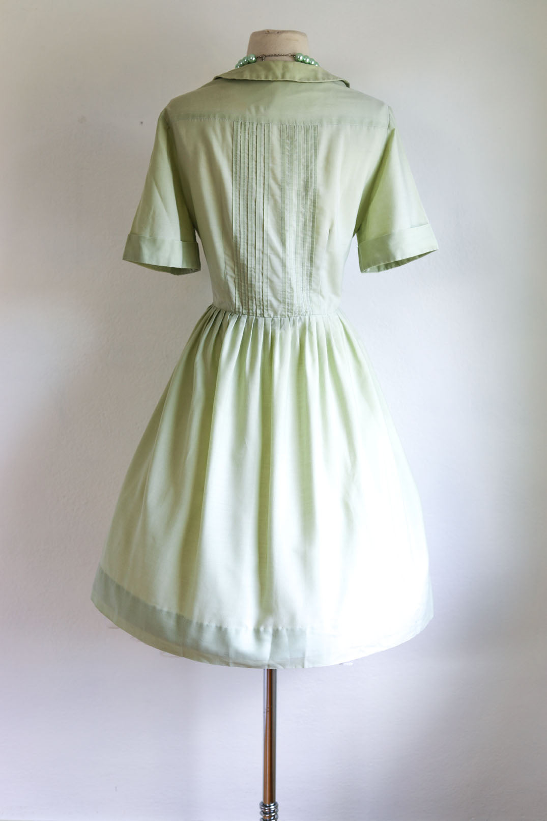 Vintage 1960s Dress - Super Soft Cotton Blend Honeydew Melon Green Shirtwaist Size L