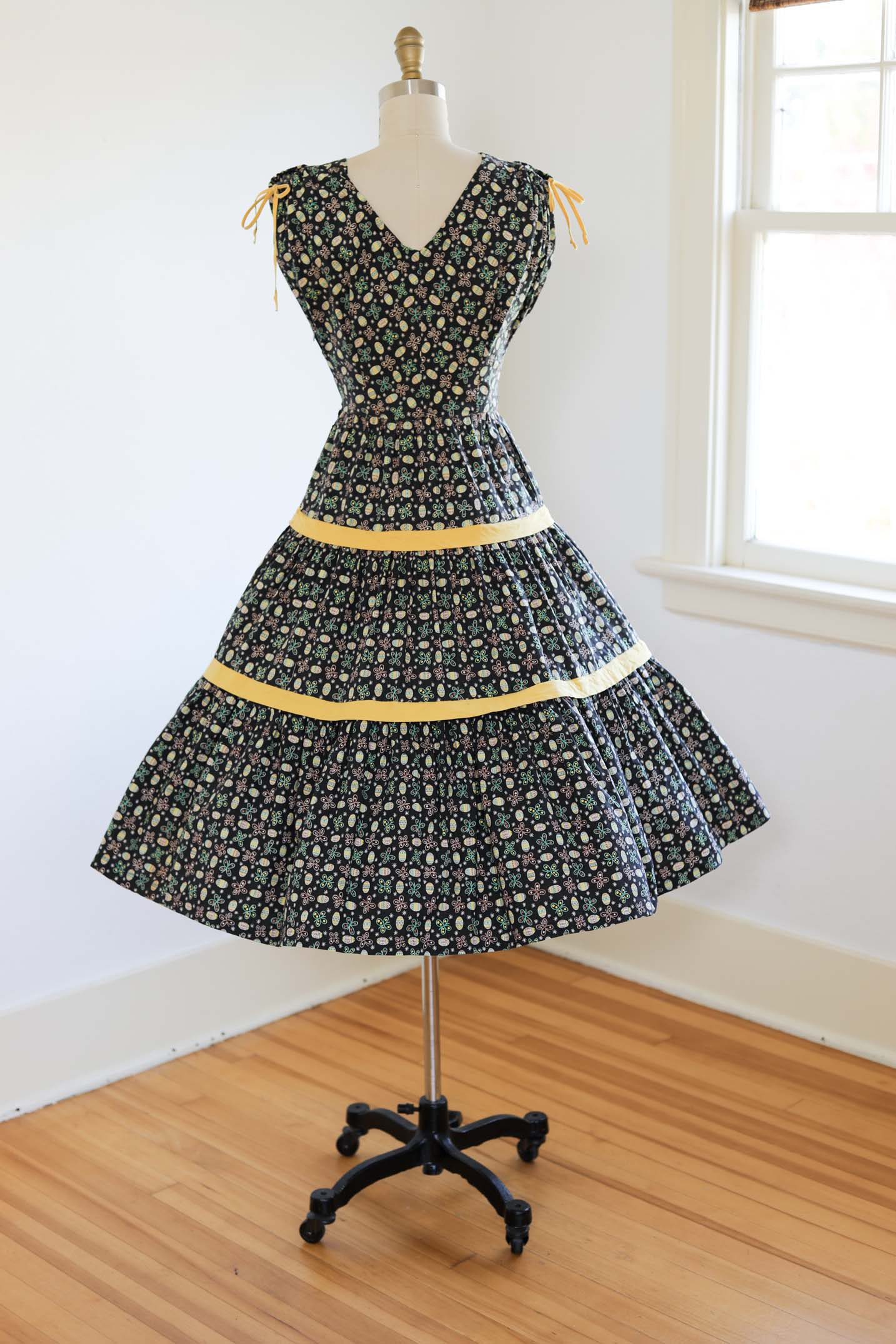 Vintage 1950s Dress - CUTIE! Black Aqua Yellow Butterfly + Easter egg Cotton Sundress w Tie Shoulders Size XS to S