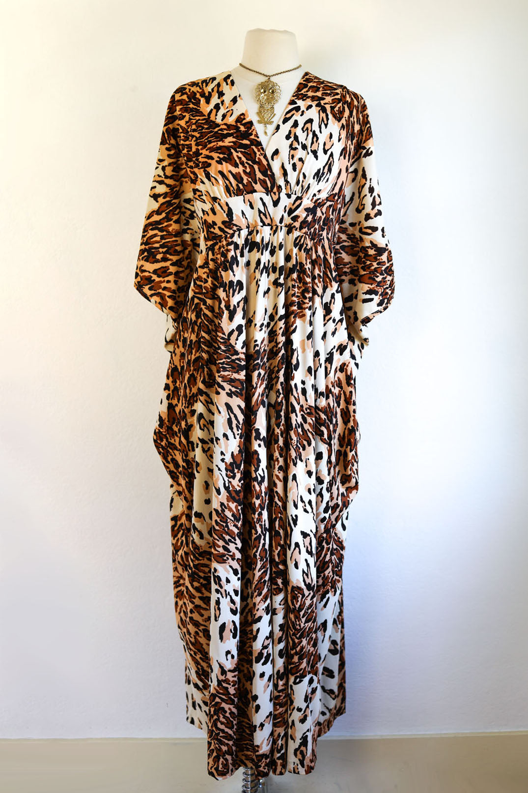 Vintage 1960s to 1970s Dress - Flowing, Elegant Leopard Print Jersey Luxury Kaftan Maxi Lounging Gown Size S to XL