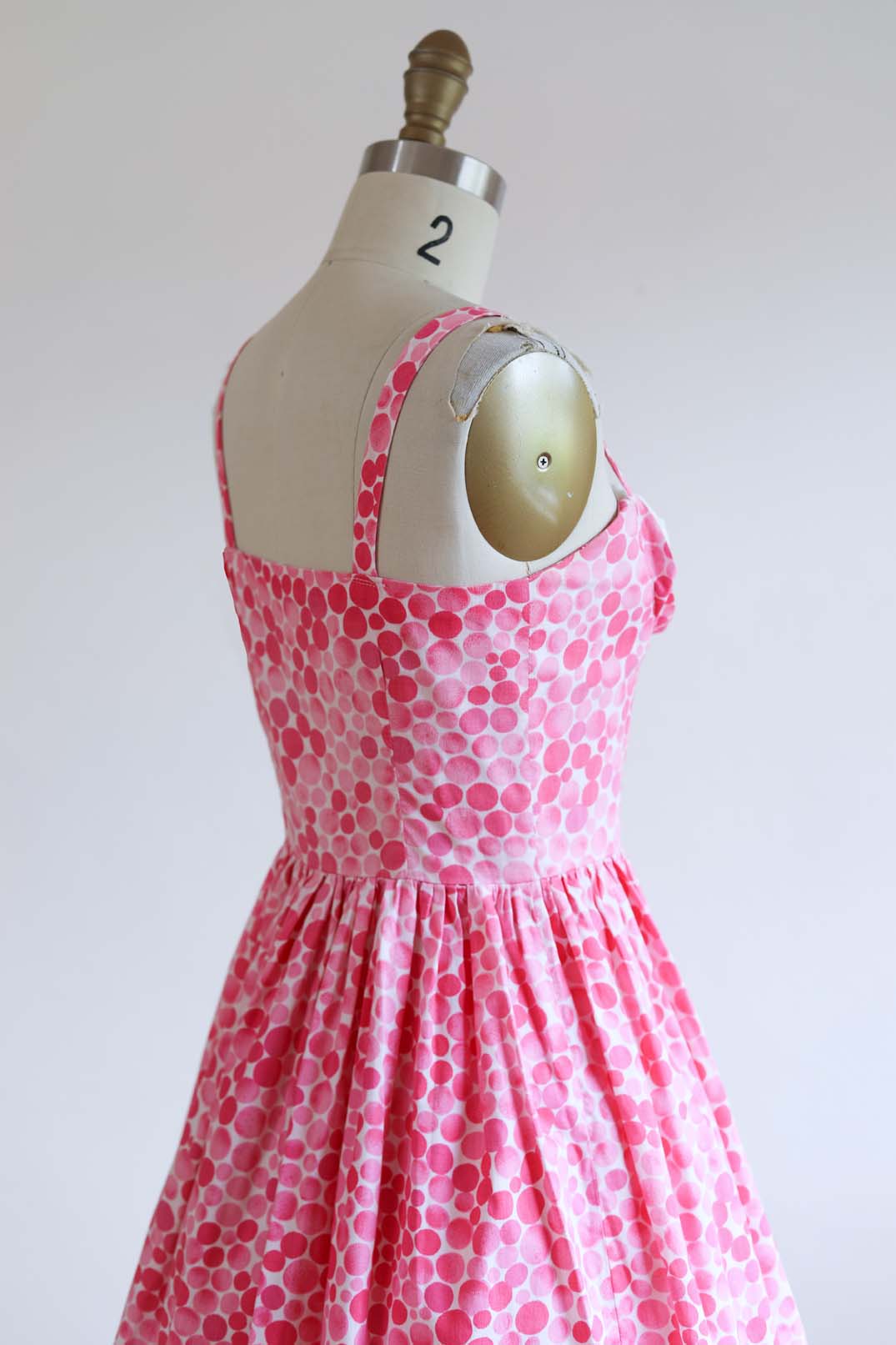Vintage 1950s Dress - ADORABLE Novelty Bubble Print Barbie Pink White Cotton Shelf Bust Junior's Sundress Size XS