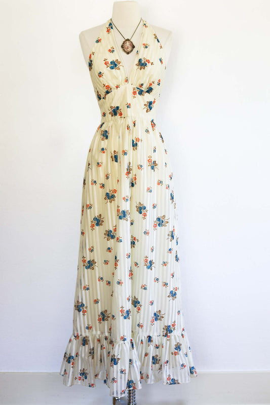 Vintage 1970s Maxi Dress - Enchanting Folkloric Blueberry Novelty Print Prairie Halter Sundress Size M