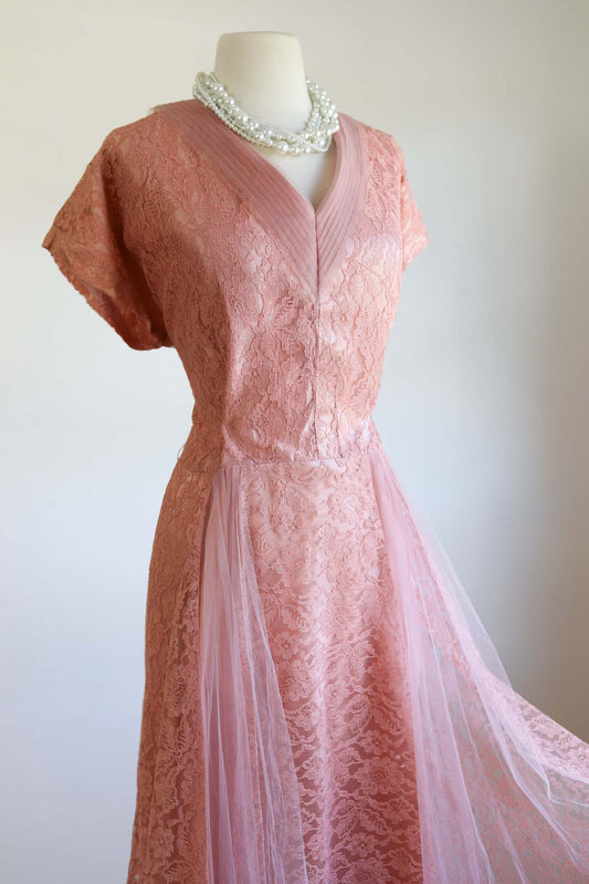 Vintage 1940s to 1950s Dress - Volup! Rose Pink Lace, Satin, Tulle Elegant Party Dress Size XL - XXL
