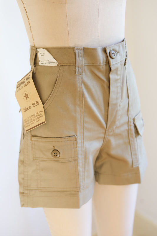 RARE Vintage 1980s does 1940s Deadstock Khaki Cotton Twill Expedition Cargo Utility Shorts w Pockets -- Choose Your Pair!
