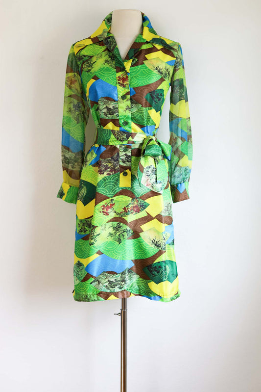 Vintage 1960s to 1970s Dress - Serbin of Florida Green Novelty Print Birds Mod Shirtdress Size S to M